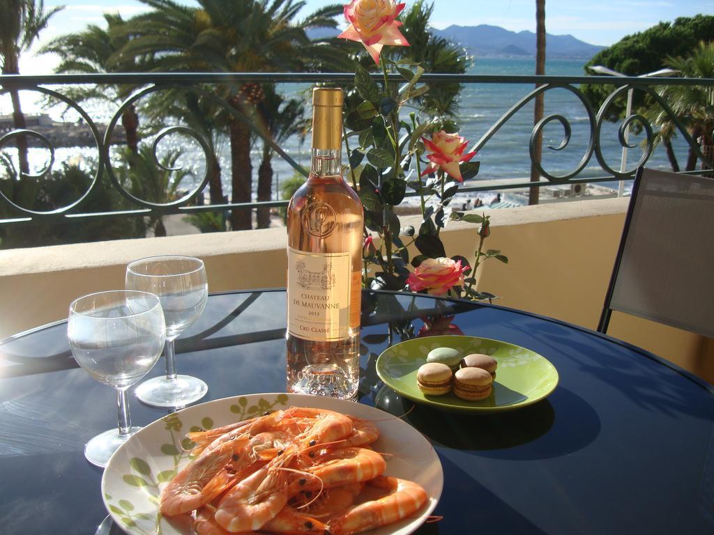Apartment On The Croisette With Sea View Cannes Cameră foto