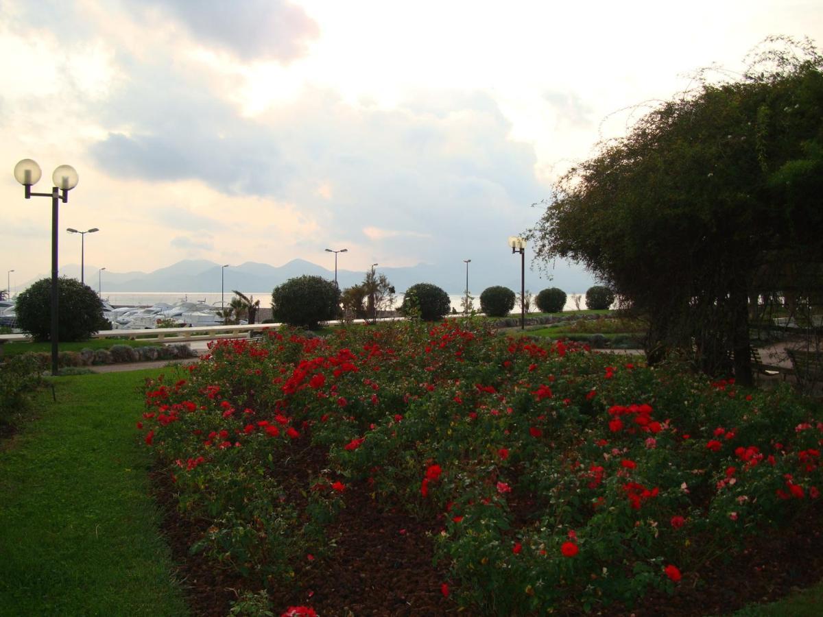 Apartment On The Croisette With Sea View Cannes Cameră foto